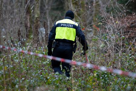 In dem bei Spaziergängern beliebten Gebiet war die Tote gefunden worden.