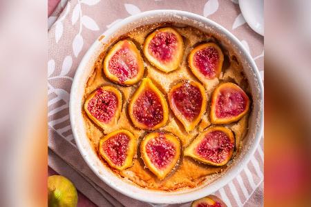 Saftiger Kuchen: Karamellisierte Feigen auf fluffigem Mandelteig