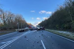 Unfallfahrzeuge auf B 10