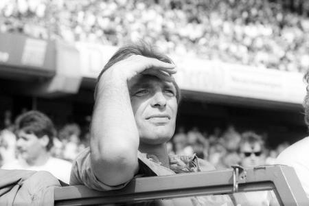 Platz 1: Charly Körbel - 602 Spiele für Eintracht Frankfurt