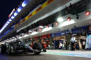 Russell fährt Bestzeit im dritten Training