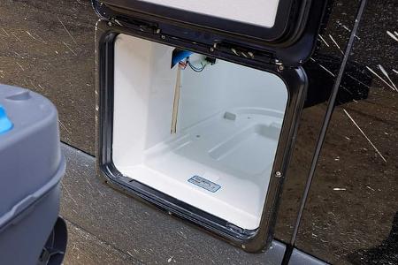 Toilettenschacht Clever, Clever Aventuro 600, Offroad, Camping