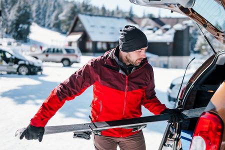 Hutablage bleibt frei