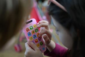 Für Kinderspielzeug in der EU gelten in einigen Jahren strengere Vorgaben. (Symbolbild)