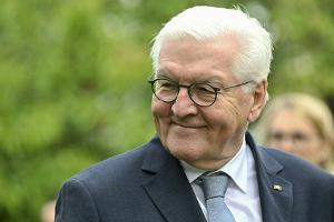 Steinmeier drückt DHB-Team die Daumen: "Land fiebert mit"