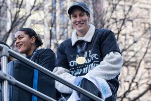 Berger beim DFB-Team in Frankfurt eingetroffen