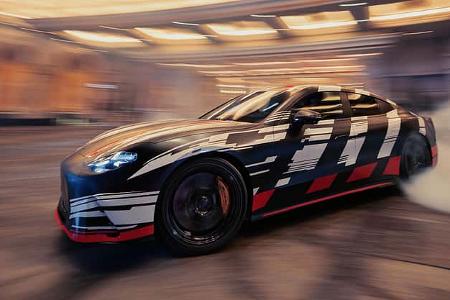 Mercedes-AMG GT 4-Türer Coupé Elektroauto Werkserlkönig