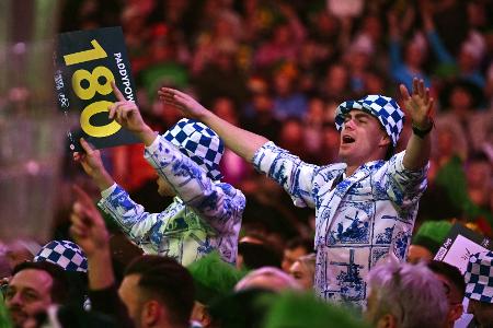 PDC stellt Spielplan vor: Merk eröffnet die Darts-WM