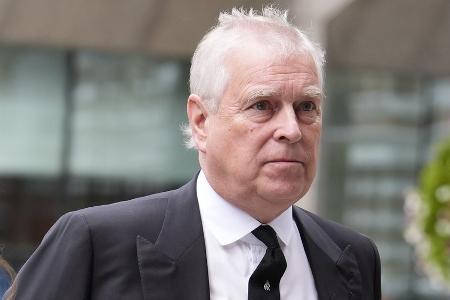 Andrew ist kein Herzog mehr: Royals aktualisieren ihre Website