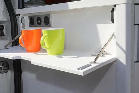 VW Grand California, Tassen, Außentresen