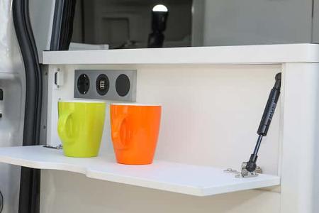 VW Grand California, Tassen, Außentresen