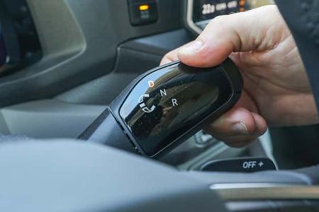 VW Grand California, Lenkstockhebel, Hand