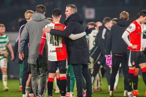 Van Persie nach Profi-Debüt des Sohnes: "Ich bin stolz"