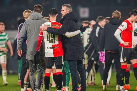 Van Persie nach Profi-Debüt des Sohnes: 