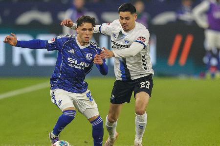 Sieg im Spitzenspiel: Schalke übernimmt Tabellenführung