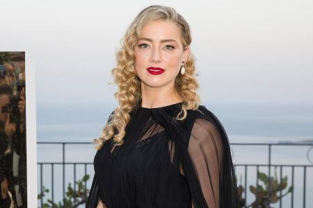 An Thanksgiving: Amber Heard zeigt seltenes Foto von Tochter Oonagh
