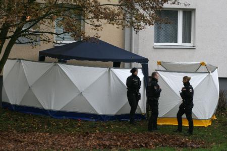 Ein Mädchen ist in Bremen aus einem Fenster gestürzt und den Verletzungen erlegen.