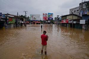 Ein Zyklon hat Sri Lanka schwer verwüstet.