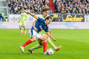 Berlin setzt Siegesserie fort