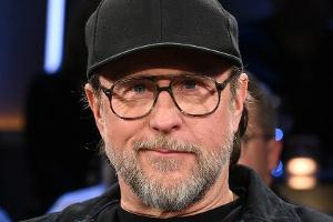 Bjarne Mädel: Darum zieht der Schauspieler von Berlin nach Hamburg