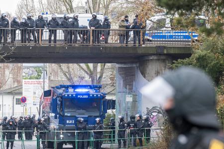 Die Polizei setzte Tausende Beamte ein.