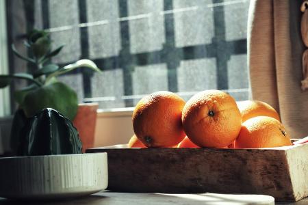 "Shower Orange": Der virale Selfcare-Trend für die kalte Jahreszeit