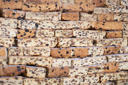 Er besteht aus mehr als 3.300 Teilen.