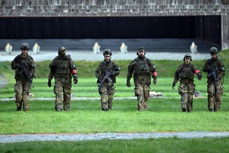 Verpflichtende Musterungen wollen die Grünen - mehr Pflicht beim Wehrdienst aber erst einmal nicht.