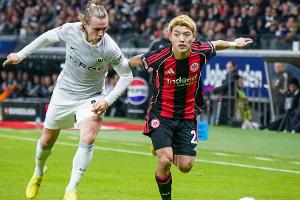 Später Elfmeter rettet Frankfurt einen Punkt gegen Wolfsburg