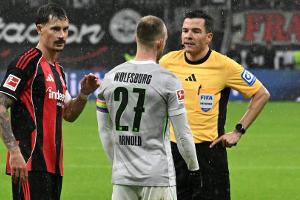 "Unclever": Osmers verteidigt Elfmeterpfiff für Frankfurt