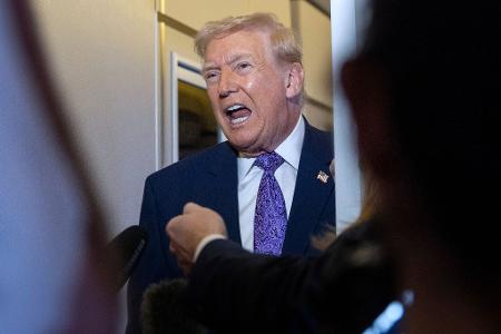 Trump gibt sich mit Blick auf ein Abkommen für ein Kriegsende optimistisch.