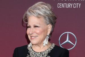 Bette Midler wird 80: Die "letzte geschmacklose Frau"