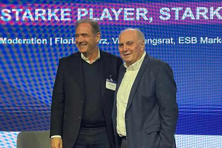 Kritik an Infantino, UEFA und Ultras: Hoeneß teilt aus