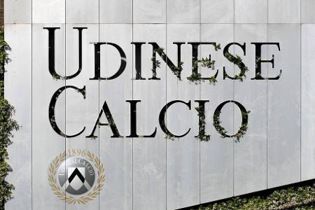 Platz 7: Udinese Calcio (Italien) - Transferbilanz: +128 Mio. € - Ausgaben: 52 Mio. € | Einnahmen: 180 Mio. €