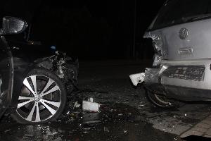Die Autos wurden stark beschädigt. Foto: Polizei Minden-Lübbecke