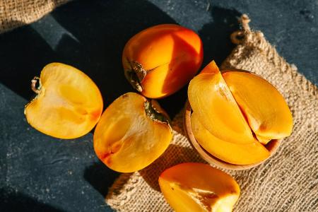 Kaki hat Saison: Richtig kaufen, lagern und zubereiten