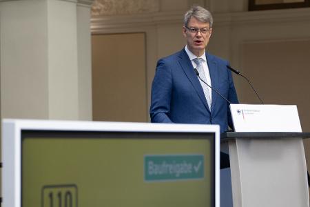 Bundesverkehrsminister Schnieder: Baustellen stehen für Aufbruch.