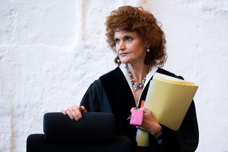 Selbst die Vorsitzende Richterin Heike Will kämpfte zum Abschluss des Prozesses mit den Tränen. (Archivbild)