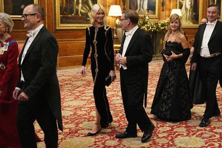 Claudia Schiffer strahlt bei royalem Staatsbankett für die Steinmeiers