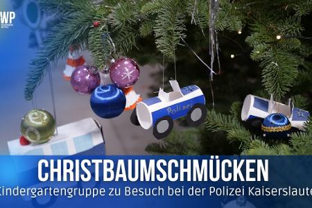 Christbaumschmücken