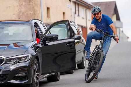 Fahrradbremsen I Test ABS am E-Bike I Sicherheitskampagne, Dooring