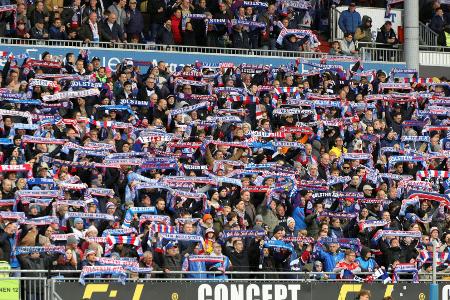 Vor Weihnachten: Freibier für die Fans von Holstein Kiel