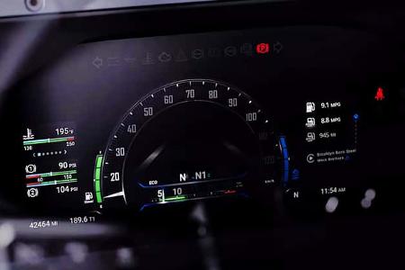 11/2025 Mack Pioneer USA Truck