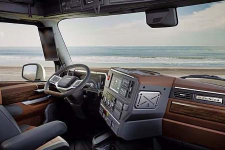 11/2025 Mack Pioneer USA Truck