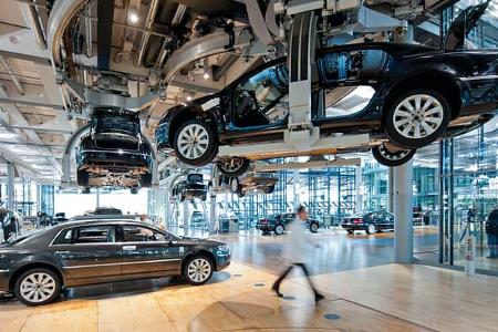 VW Phaeton, Gläserne Manufaktur