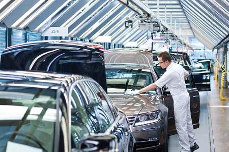 VW Phaeton, Gläserne Manufaktur