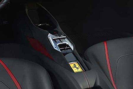 06/2021, Ferrari 296 GTB