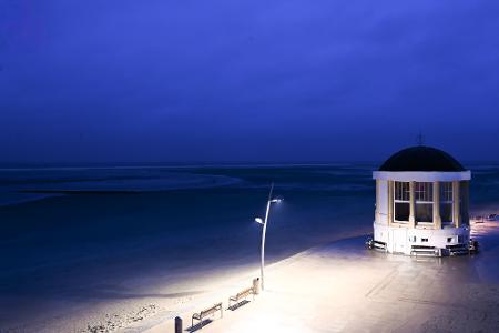 Morgens hat es leicht geregnet am Strand von Borkum.