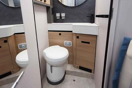 Bad, Hymer B-MC T 680, Wohnmobil, Camping, Premium, Urlaub