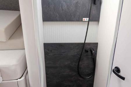 Dusche, Hymer B-MC T 680, Wohnmobil, Camping, Premium, Urlaub